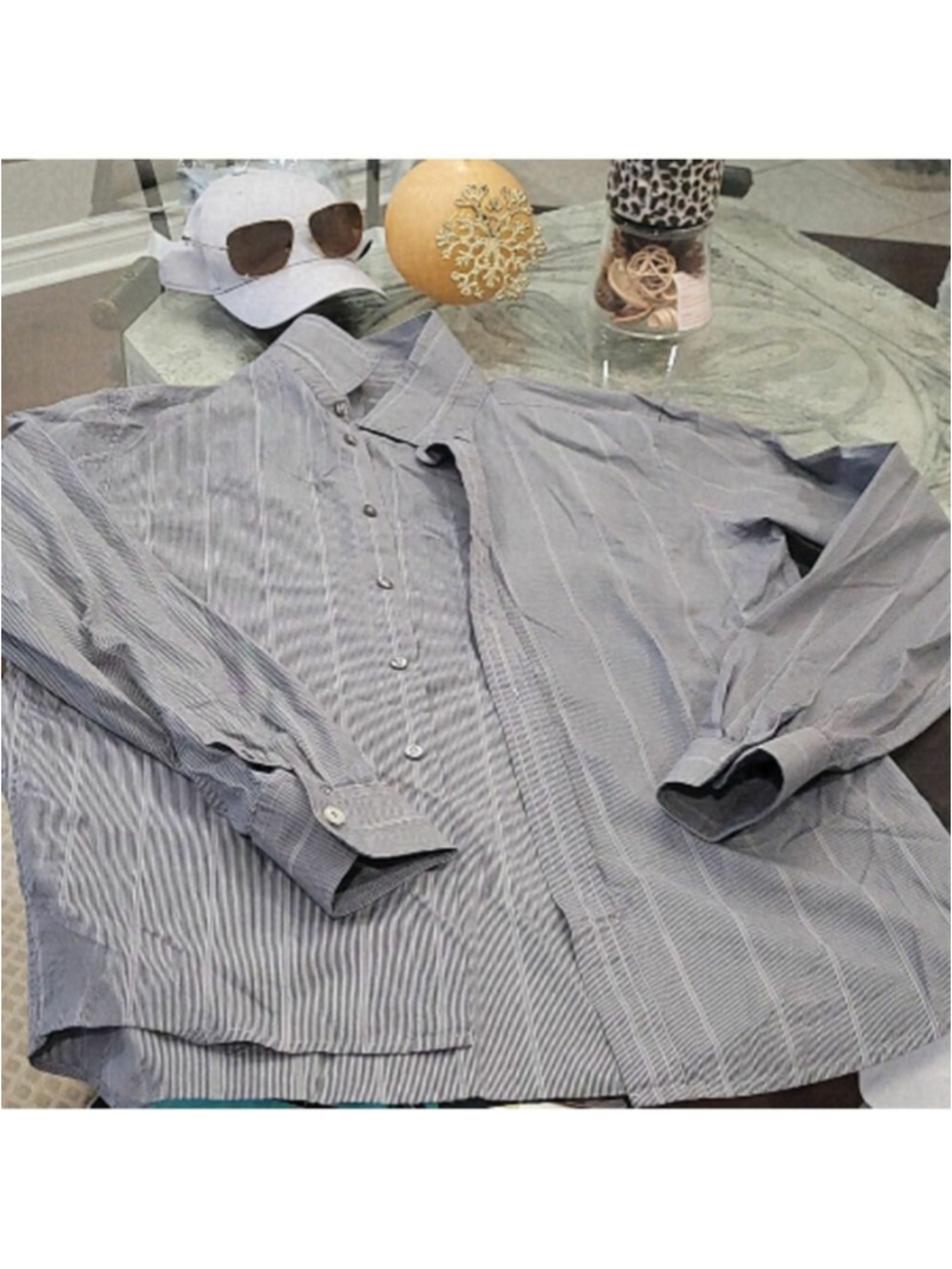 ARMANI LARGE BUTTON UP STRIPPED DRESS SHIRT